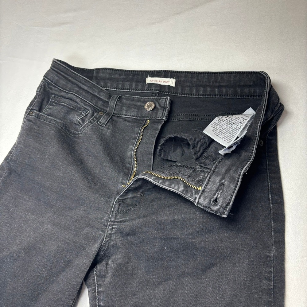 Levi's 721 High Rise Skinny Jeans Womens 31x30 Fits 30x29 Black Denim Pants
